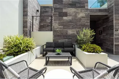 380 Cordova Street #403, Pasadena, CA 91101 - Photo 1