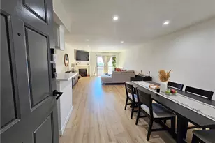 424 Oak St, Glendale, CA 91204 - Photo 1