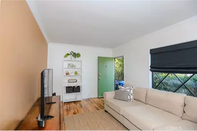 2206 W Chandler Boulevard, Burbank, CA 91506 - Photo 1