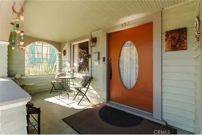 452 Holland Avenue, Los Angeles, CA 90042 - Photo 1