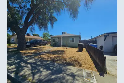 415 E Florinda Street, Hanford, CA 93230 - Photo 1
