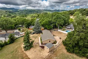 6055 Flores, Atascadero, CA 93422 - Photo 1