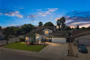 1925 Glenbarr Ct, Bakersfield, CA 93309 - Photo 1
