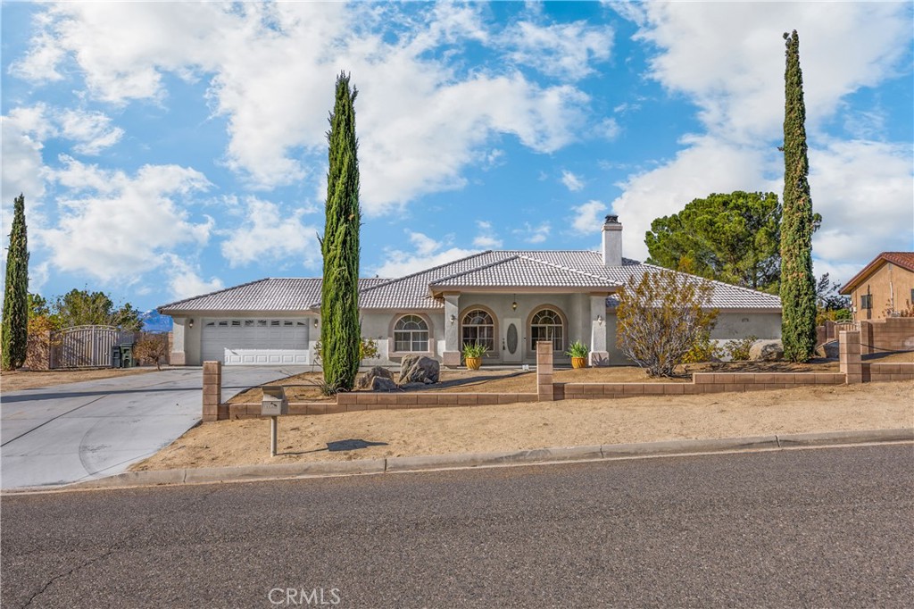 16286 Wato Rd, Apple Valley, CA 92307 MLS PT22241908 Coldwell Banker