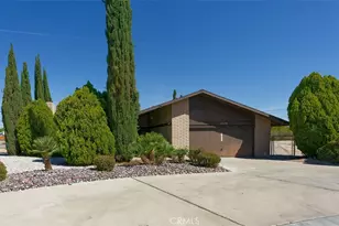 15490 Mondamon, Apple Valley, CA 92307 - Photo 1