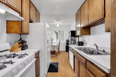 7439 Woodman Avenue #48, Van Nuys, CA 91405 - Photo 1