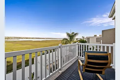 4015 Crown Point Drive #P2, San Diego, CA 92109 - Photo 1