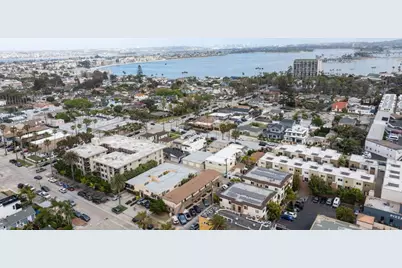 835 Thomas Avenue, San Diego, CA 92109 - Photo 1