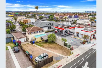 3018 20 Nimitz Boulevard, San Diego, CA 92106 - Photo 1