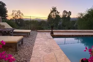 581 Galloping Hill Rd, Simi Valley, CA 93065 - Photo 1