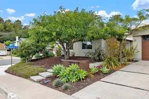 2104 Crownhill Rd, San Diego, CA 92109 - Photo 1