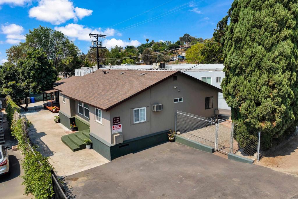 9015 9017 Campo Rd, Spring Valley, CA 91977 - MLS PTP2508680 - Coldwell ...
