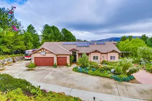 10044 Silver Creek Ln, El Cajon, CA 92021 - Photo 1