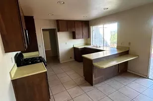 15170 Kingsway Dr, Lake Elsinore, CA 92530 - Photo 1