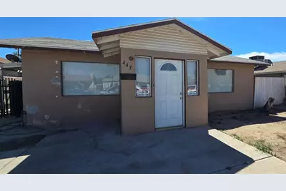443 W Hamilton Avenue, El Centro, CA 92243 - Photo 1