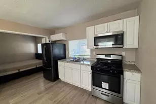 634 Erica St, Escondido, CA 92027 - Photo 1