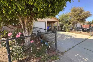 4750 Calle Estrella, Oceanside, CA 92057 - Photo 1