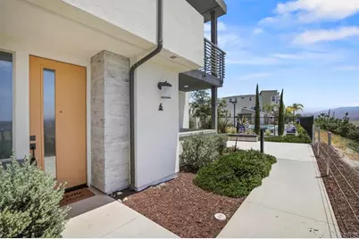 1891 Cosmopolitan Lane #6, Chula Vista, CA 91915 - Photo 1