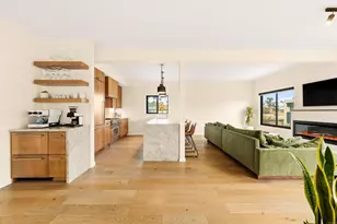 1136 Shelburn Ln, Ventura, CA 93001 - Photo 1