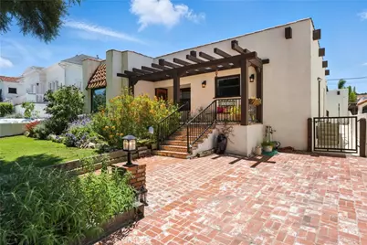 1215 S Patton Avenue, San Pedro, CA 90731 - Photo 1