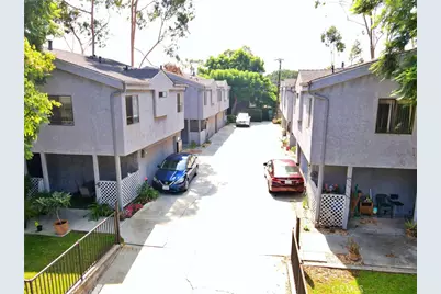 376 E Hillsdale Street, Inglewood, CA 90302 - Photo 1