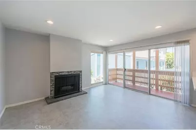 600 Monterey Boulevard #3, Hermosa Beach, CA 90254 - Photo 1