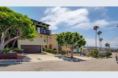 962 1st Street #C, Hermosa Beach, CA 90254 - Photo 1