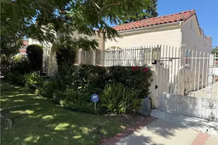 909 S Cochran, Los Angeles, CA 90036 - Photo 1