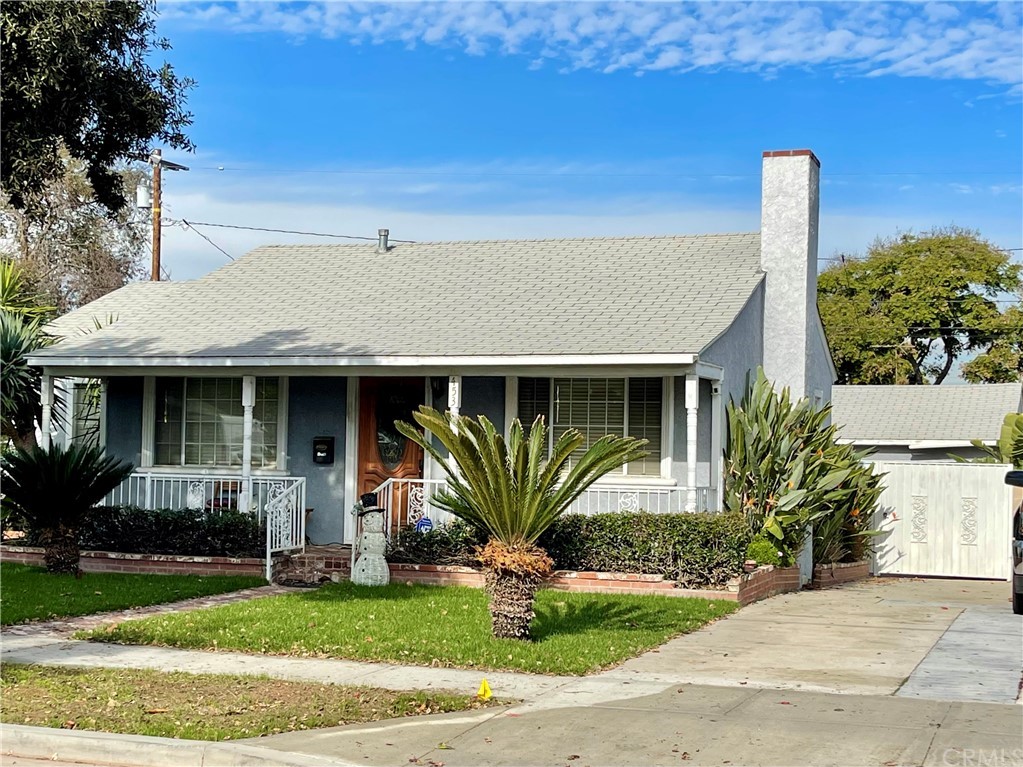 453 E 44th Way, Long Beach, CA 90807 - MLS PW21264780 - Coldwell Banker