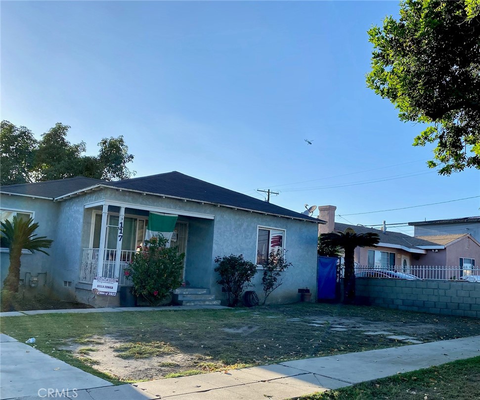 117 S Bradfield Ave, Compton, CA 90221 - MLS PW22206100 - Coldwell Banker