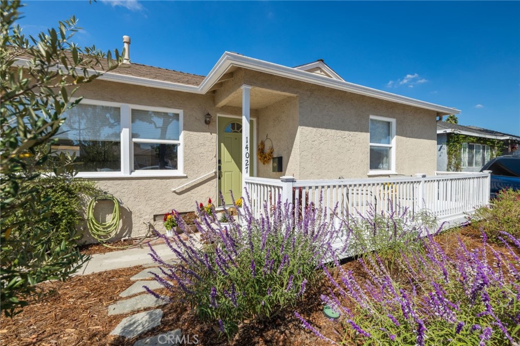 14027 S Ainsworth St, Gardena, CA 90247 MLS PW22209438 Coldwell Banker