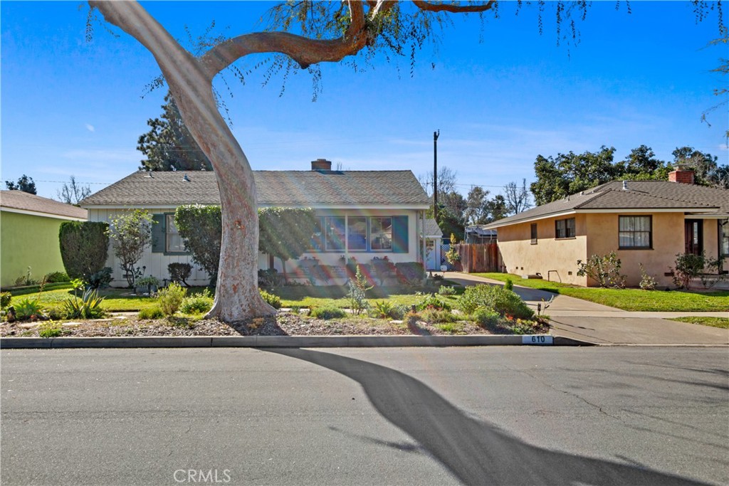 610 W Jonquil Rd, Santa Ana, CA 92706 MLS PW23014407 Coldwell Banker