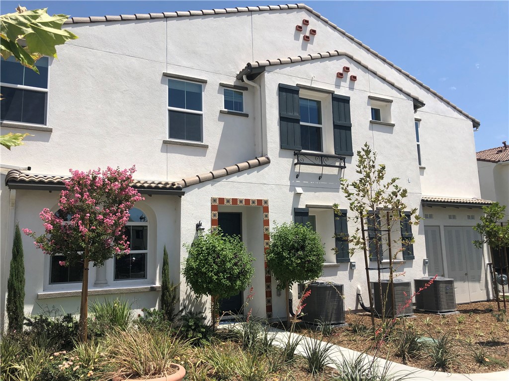 7034 Montecito Ln, Eastvale, CA 92880 MLS PW23059928 Coldwell Banker