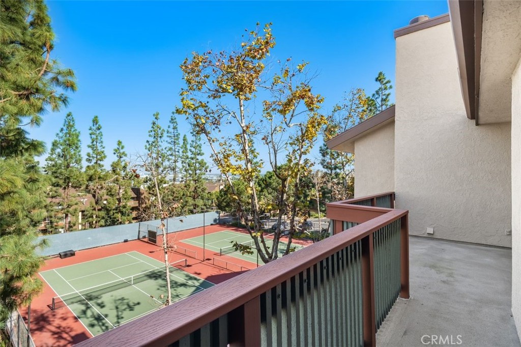 2512 E Willow St 206, Signal Hill, CA 90755 MLS PW23214559