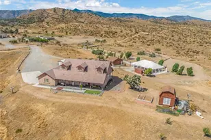 8164 Flowerfield Rd, Phelan, CA 92371 - Photo 1