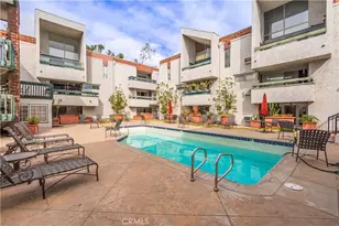 355 S Los Robles Ave, Pasadena, CA 91101 - Photo 1