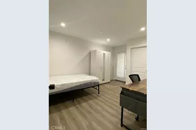 1106 W 41st Street, Los Angeles, CA 90037 - Photo 1