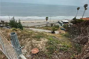 17630 Posetano Rd, Pacific Palisades, CA 90272 - Photo 1