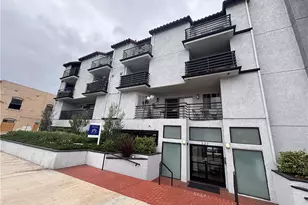 327 Chestnut Ave, Long Beach, CA 90802 - Photo 1