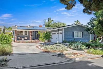 371 Peralta Avenue, Long Beach, CA 90803 - Photo 1