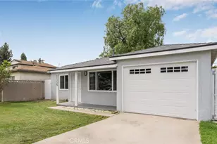 11725 209th St, Lakewood, CA 90715 - Photo 1