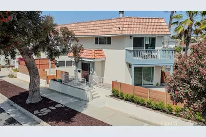 318 S Lucia Avenue, Redondo Beach, CA 90277 - Photo 1