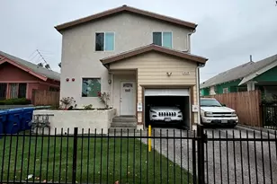 1416 W Rolland Curtis Pl, Los Angeles, CA 90062 - Photo 1