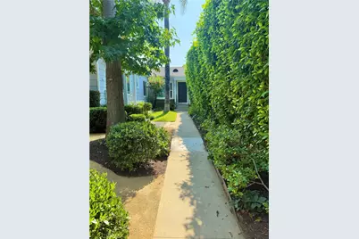 1040 Havenhurst Drive, West Hollywood, CA 90046 - Photo 1