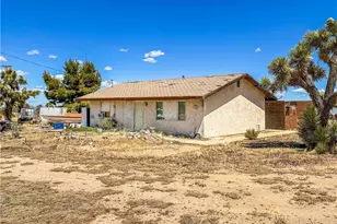 6430 Lindero Rd, Phelan, CA 92371 - Photo 1