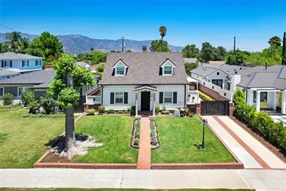124 S Beachwood Drive, Burbank, CA 91506 - Photo 1