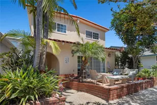 529 3rd St, Manhattan Beach, CA 90266 - Photo 1