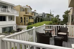 409 16th St, Manhattan Beach, CA 90266 - Photo 1