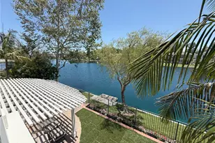 18 Lakeside Dr, Buena Park, CA 90621 - Photo 1