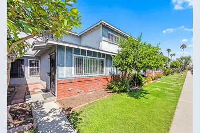 30 Camelback Avenue North, Carson, CA 90745 - Photo 1